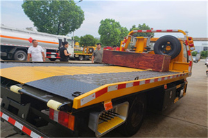 王平附近拖车电话号码服务